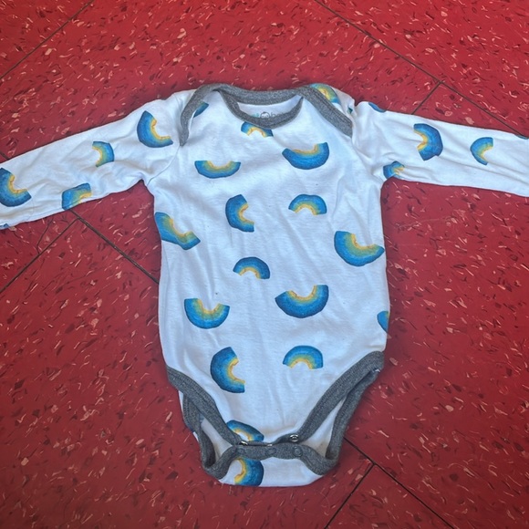 Lot of 0-3 month old clothes - Picture 6 of 16